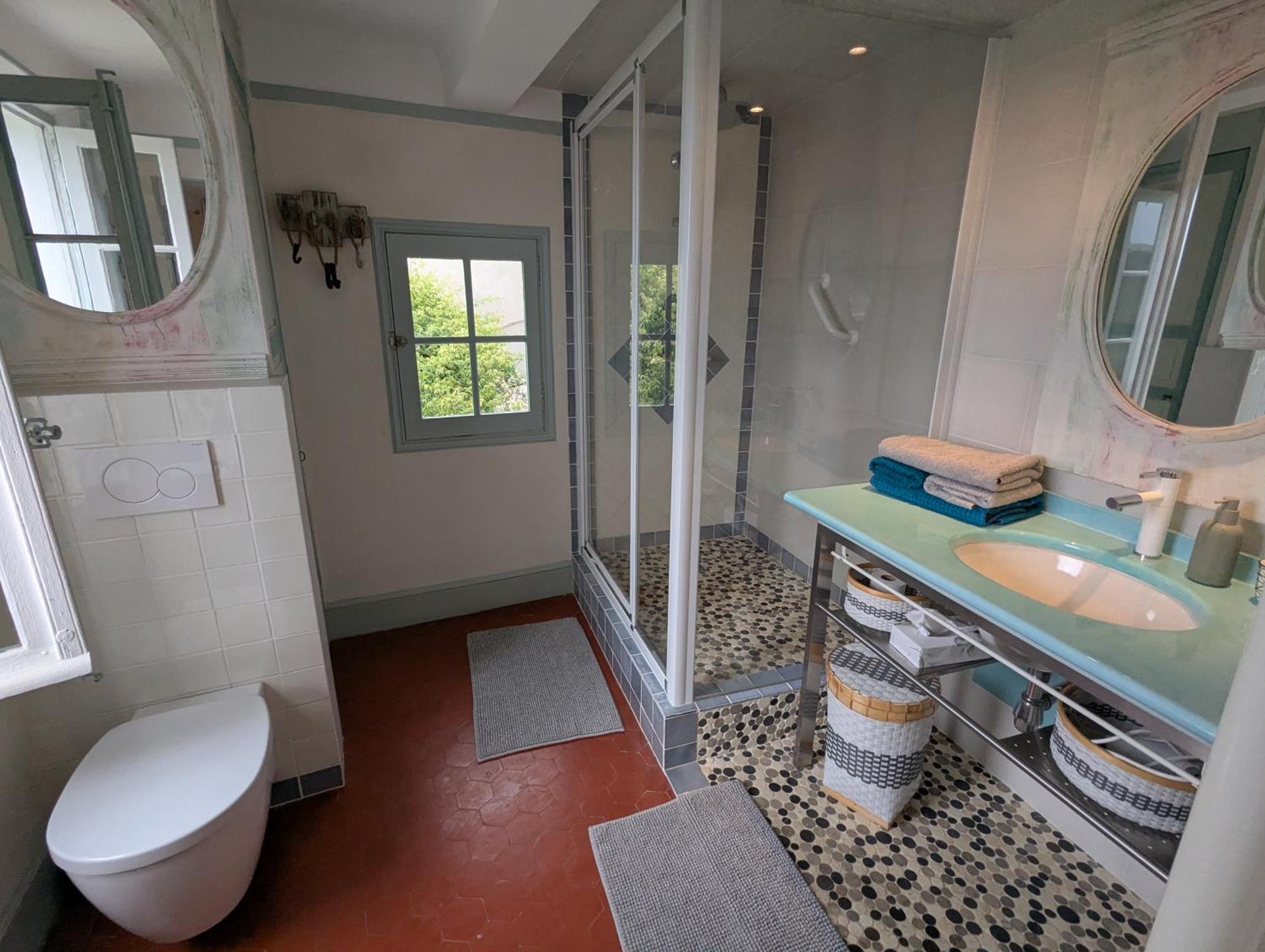 Les Chapeliers Bed & Breakfast Claviers Bagian luar foto