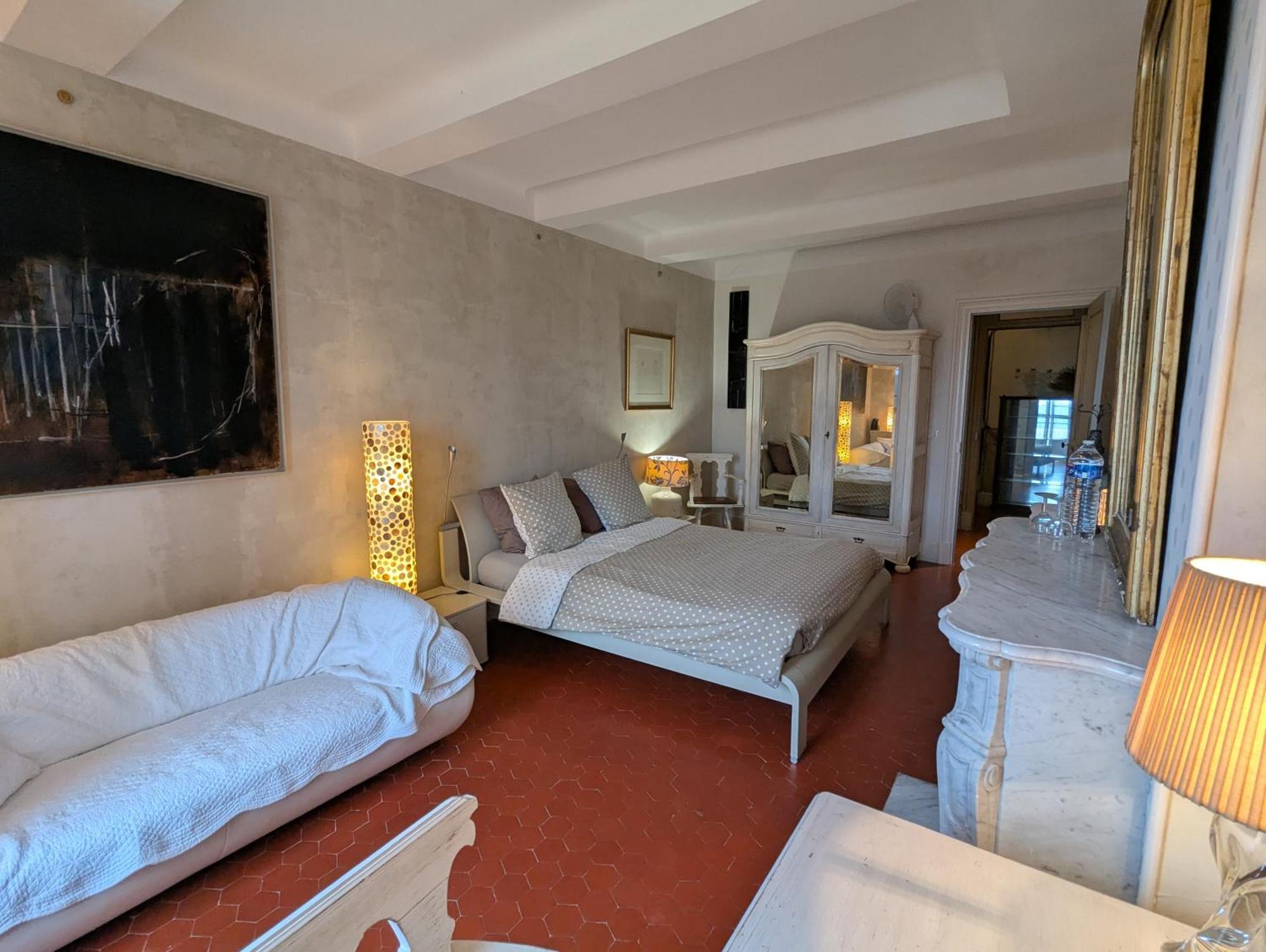 Les Chapeliers Bed & Breakfast Claviers Bagian luar foto