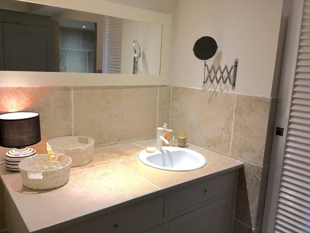 Les Chapeliers Bed & Breakfast Claviers Bagian luar foto