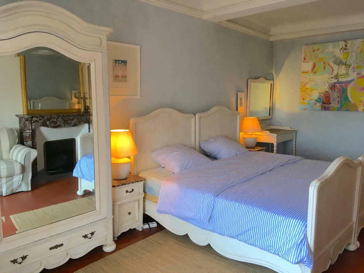 Les Chapeliers Bed & Breakfast Claviers Bagian luar foto