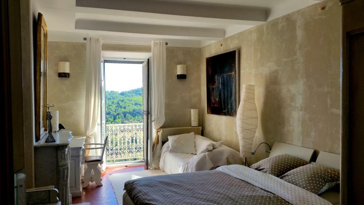 Les Chapeliers Bed & Breakfast Claviers Bagian luar foto