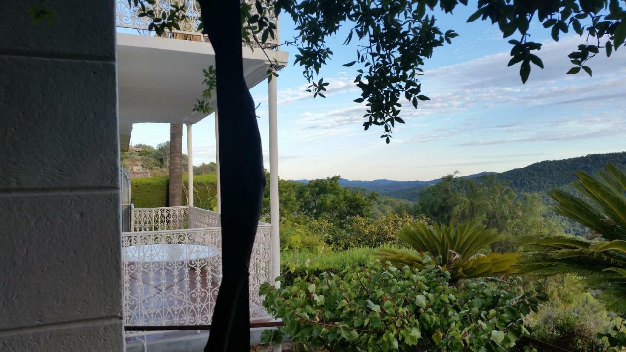 Les Chapeliers Bed & Breakfast Claviers Bagian luar foto