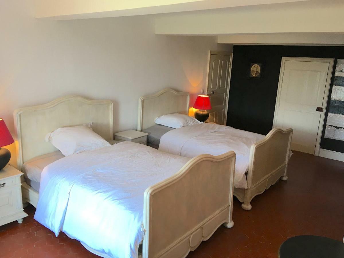 Les Chapeliers Bed & Breakfast Claviers Bagian luar foto